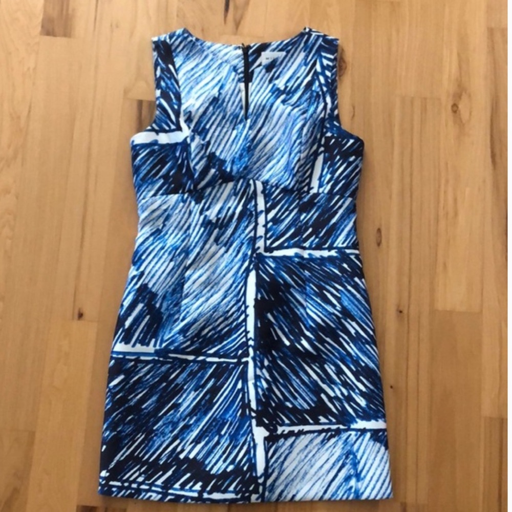 Millie Coco Blue and White Scribble Print Sleeveless Sheath Dress - Picture 2 of 8